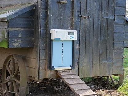 Automatic Chicken Coop Door Opener, ChickenGuard One in All 4 Colours, Timer/Light Sensing, Winter Mode, Auto-Stop & Predator Proof, 3 Power Options, Solar, Battery or Electric (Blue + Batteries) - color: Blue