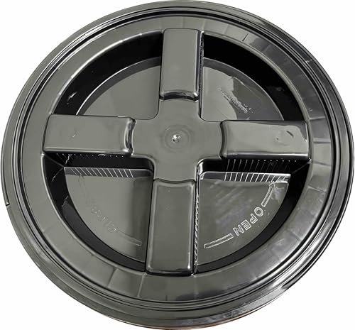 House Naturals 3.5 Gallon Black Food Grade BPA Free Made in USA Bucket Pail with Screw on Lid (Pack of 3) Container Sets (Black lids) - color: Black Lids