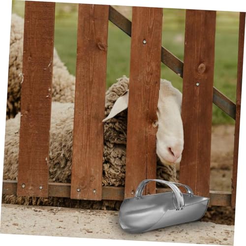 YARNOW Thickened Iron Feed Shovel Durable Veterinary Food Scoop for Livestock and Farm Use Lightweight and Easy to Carry Smooth Edges for Safe Handling