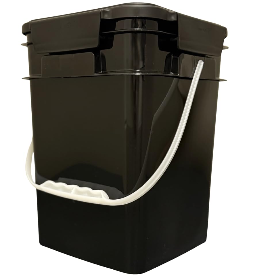House Naturals 4 Gallon Square Food Grade Bucket Pail with Plastic Handles and Lid (Pack of 3) Made in USA containers (Black) - color: Black