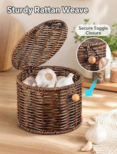 NiHome Garlic Keeper, Handwoven PP Rattan-Style Container with Ventilated Design for Countertop Kitchen or Pantry Use, Dark Brown