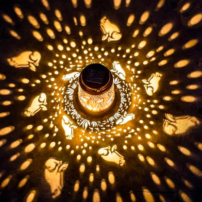 Frog Solar Lanterns Outdoor Waterproof Hanging Solar Lights Frog Gifts for Women Men Metal Decorative LED Frog Lanterns for Garden Decor,Yard,Patio,Lawn,Tabletop,Pathway,Landscape - style: Frog