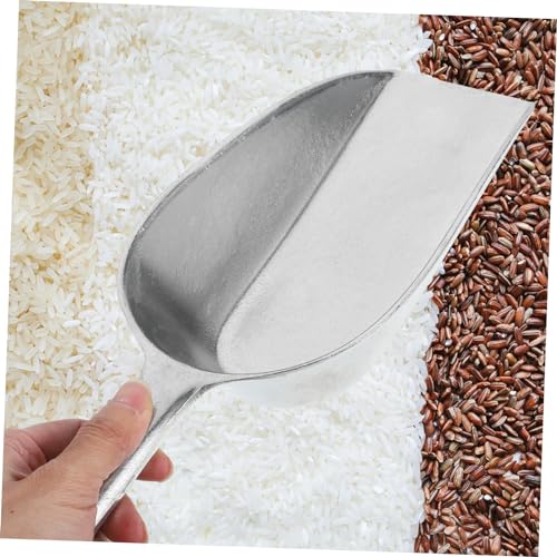 ORFOFE Multi-Functional Fodder Shovel for Livestock Feeding Lightweight Grain Scoop for Farms Gardens and Orchards Smooth Edges Comfortable Handle Easy to Carry