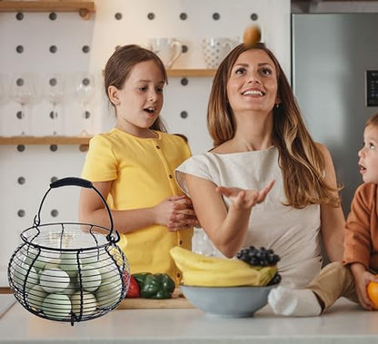 Egg Basket for Gathering Fresh Eggs, Retro Handle Egg Gathering Basket with Mat, Metal Egg Holder Countertop, Chicken Egg Basket for Farmhouse - color: Black