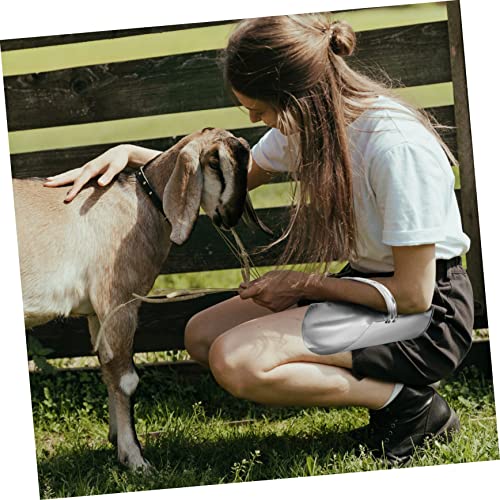 balacoo Ergonomic Handle Feed Scoop Fodder Shovel for Large Scale Livestock Feeding