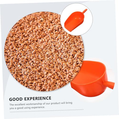 Feeding Shovel Multi-use Reusable Plastic Farm Scoop for Poultry and Livestock Comfortable Handle Easy to Clean for Gardens and Farms