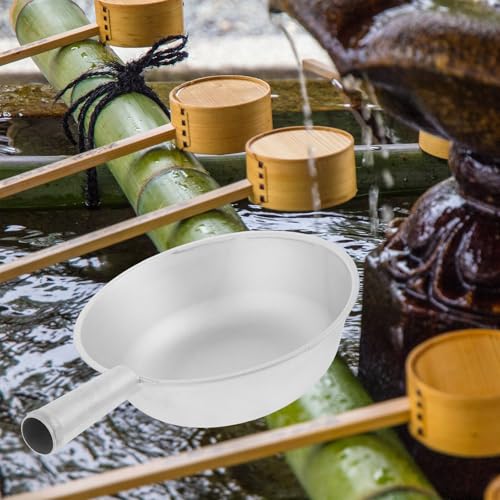 Aluminum Water Ladle Large Thickened Short Handle Scoop for Livestock Feeding and Watering, Deep Water Scoop Kitchen Gadget for Home Use Style