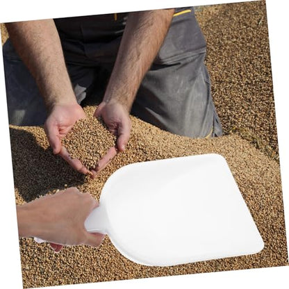 Plastic Poultry Feed Shovel Large Garden Scoop Livestock Feeding Tool Ergonomic Handle for Farm and Home