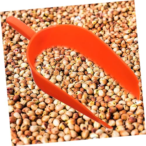Feeding Shovel Multi-use Reusable Plastic Farm Scoop for Poultry and Livestock Comfortable Handle Easy to Clean for Gardens and Farms