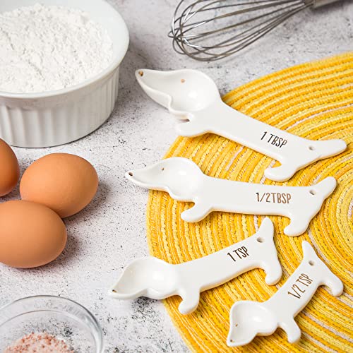 VOTUM White Dachshund Ceramic Measuring Spoon Set – Set of 4 Cute Weiner Dog Themed Kitchen Baking Tools – Gift for Dog Lovers - color: Dog Measuring Spoons