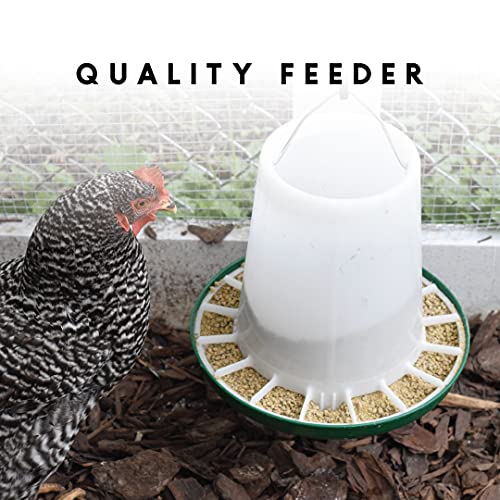 Harris Farms Plastic Hanging Poultry Feeder, Twist and Lock Base, For Medium to Large Flocks, Feeds up to 25 Birds, 10 lbs