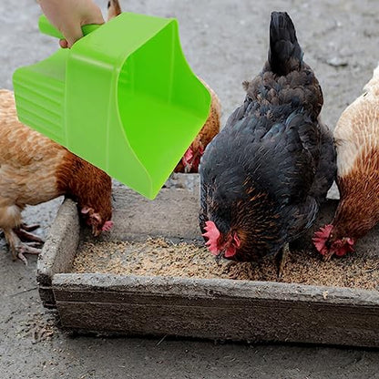 Yardwe 2pcs Food Scooper for Livestock Feeding Garden Shovel Plastic Feed Scoop Measurements