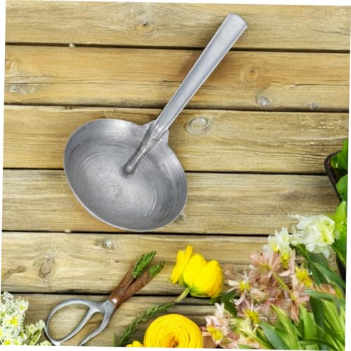 BESPORTBLE Iron Feeding Scoop Heavy-Duty Ladle for Livestock and Horses Water Scoop for Feeding and Measuring Handle Design for Easy Use Farms and Homesteading