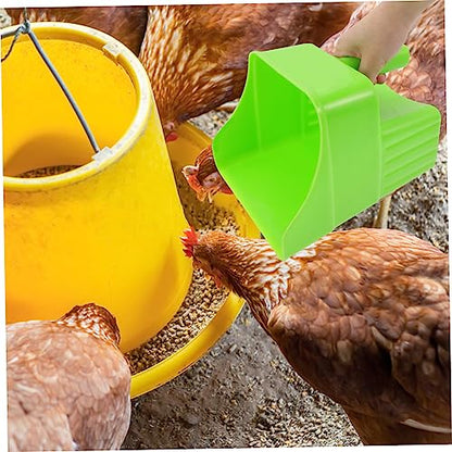 Outanaya Thick Plastic Feed Shovel for Livestock 1.5L Animal Feed Scoop Handle for Grain Rice and Ice Cube Handling