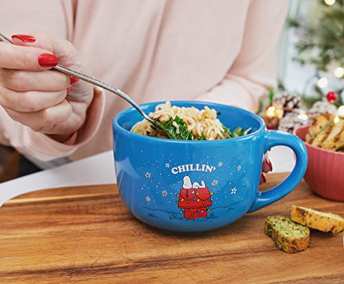 Silver Buffalo Peanuts Snoopy Chillin Ceramic Soup Mug Bowl With Vented Lid For Ice Cream, Cereal, Beverages | Holds 24 Ounces