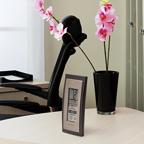 AcuRite 00592A4 Wireless Indoor/Outdoor Thermometer with Humidity Sensor