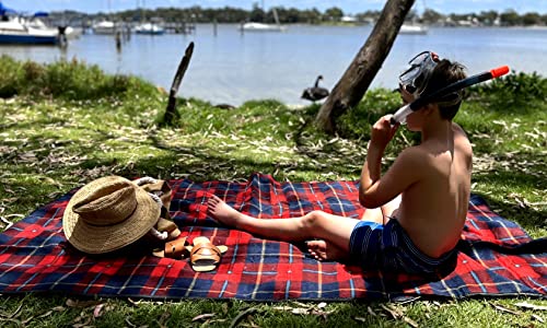 DOWN UNDER OUTDOORS Waterproof 350 GSM Fleece or Sherpa Stadium Blanket | Large Extra Thick, Windproof, Quilted, Machine Washable, Camping Picnic & Outdoor, Beach, Dog, secret pocket, 82 x 55 inches - color: Red Check