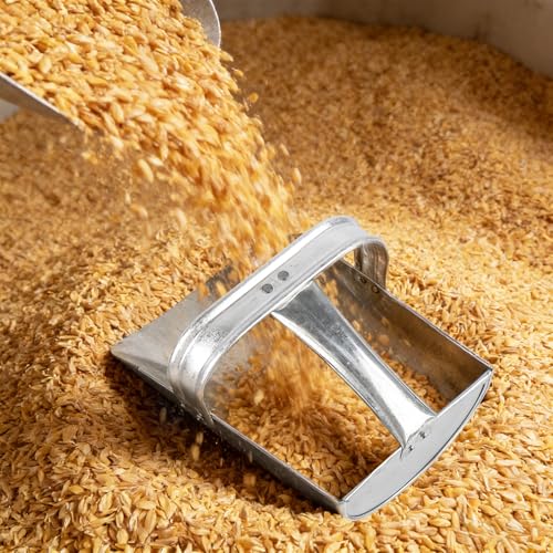 3 Pack Galvanized Feed Scoop Set, Heavy Duty Metal Grain Scoop for Livestock, Horse & Chicken, 3 Sizes with Rolled Edges & Flat Base for Farm, Coop, Gardening