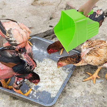 Yardwe 2pcs Food Scooper for Livestock Feeding Garden Shovel Plastic Feed Scoop Measurements