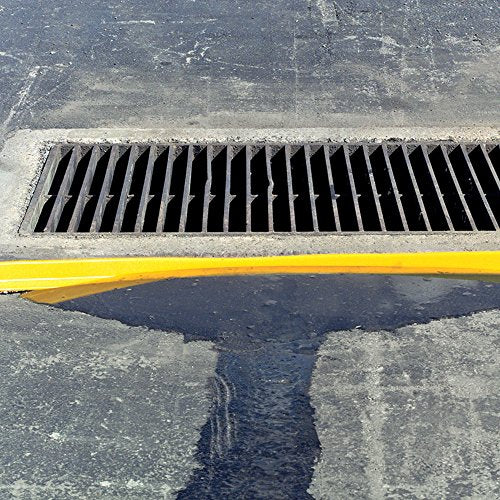 PIG Spill Barrier Dike - 10'L x 2"W x 2.25"H Section - PLR230