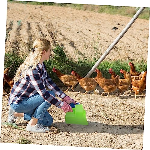 Outanaya Thick Plastic Feed Shovel for Livestock 1.5L Animal Feed Scoop Handle for Grain Rice and Ice Cube Handling