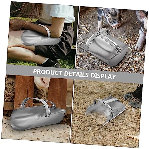 1pc Iron Shovel for Farm Supply Capacity Feeding Scoop for Poultry and Livestock Portable and Easy to Clean Farm Tool