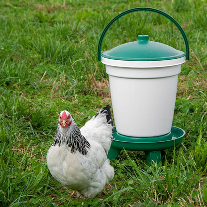 Premier 1 Quick Clean Bucket Waterer for Chickens & Poultry - 5 Gallon (with Legs) - size: With Legs